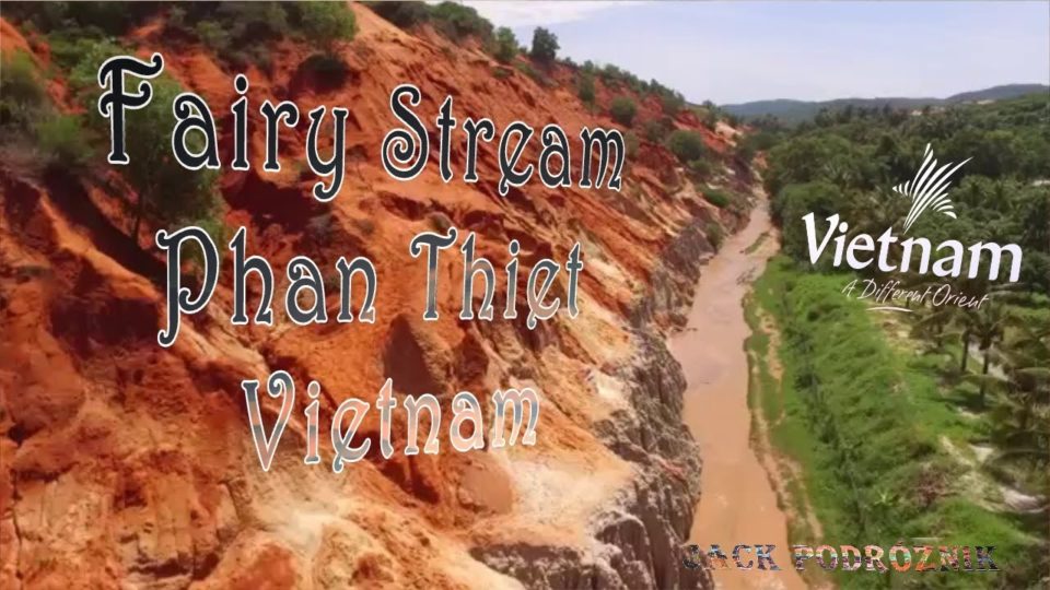 Spacer wzdłuż Fairy Stream w Phan Thiet